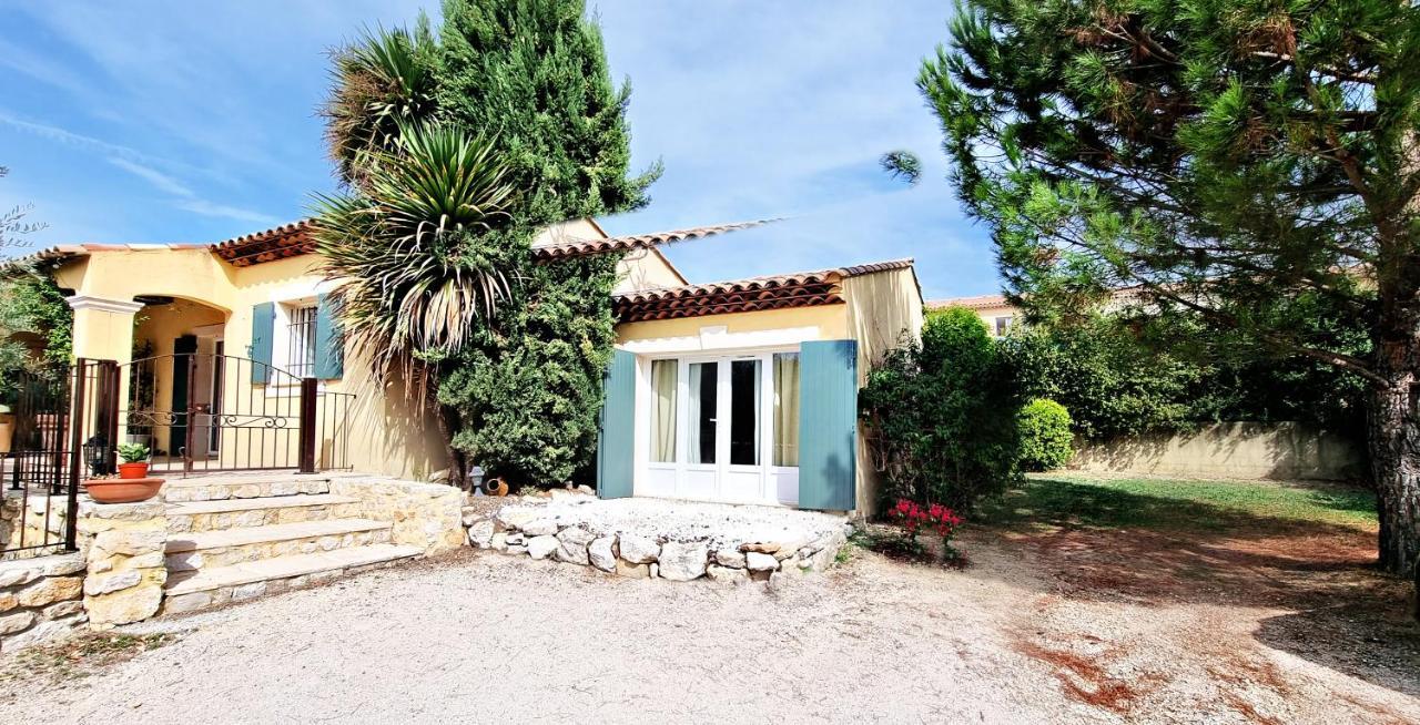 Suite Oasis En Provence Luberon Pierrevert Exterior photo